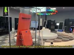 Segnaletica digitale portatile esterna con ruote per la pubblicità mobile