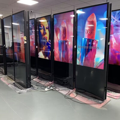 Segnaletica digitale 4K UHD in piedi sul pavimento interno con pannello IPS LG A-Grade e gestione remota CMS cloud